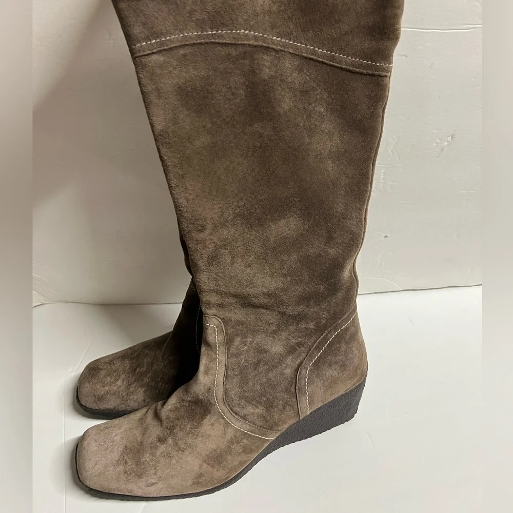 Santana Canada Sanuk Dark Brown Over the Knee Boots